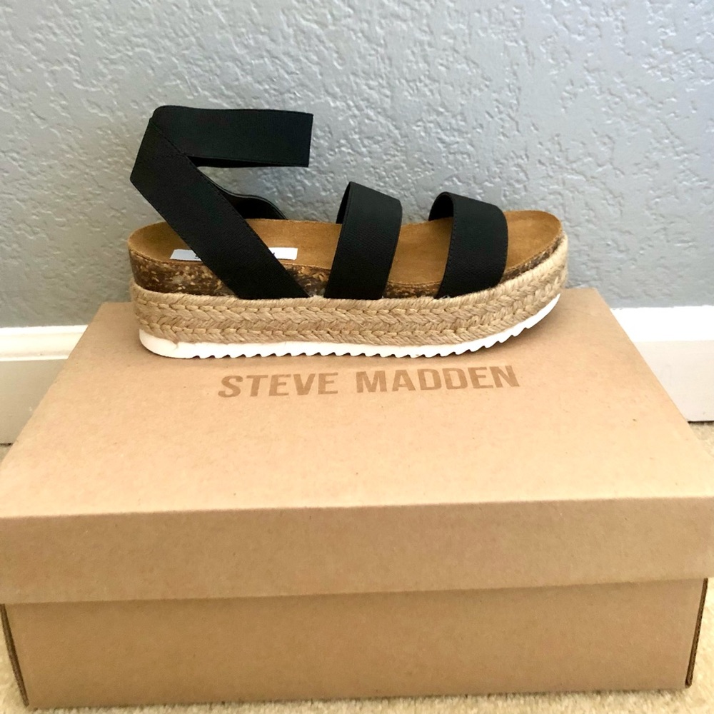 Steve Madden Women’s Kimmie Flatform Espadrille Sandals